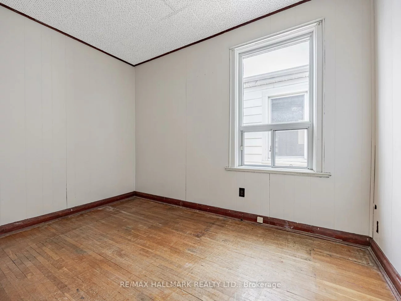 44, Queensdale, Danforth Village-East York, Toronto