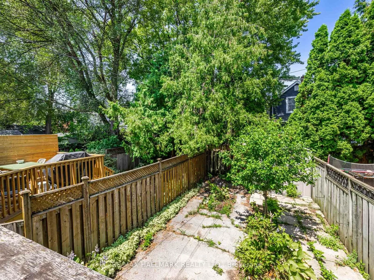 44, Queensdale, Danforth Village-East York, Toronto