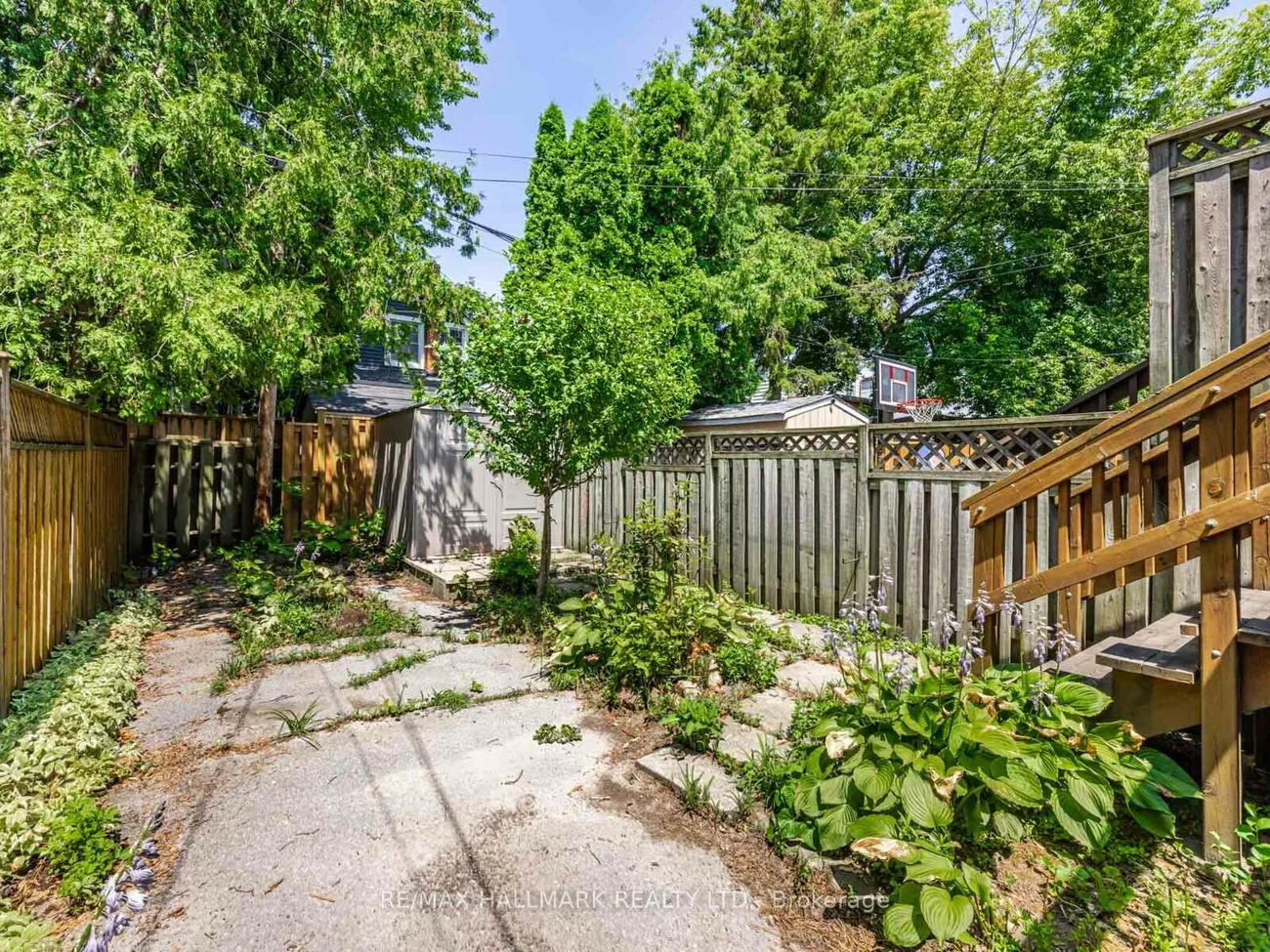 44, Queensdale, Danforth Village-East York, Toronto