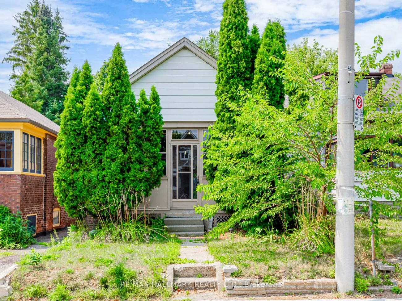244, King Edward, Woodbine-Lumsden, Toronto