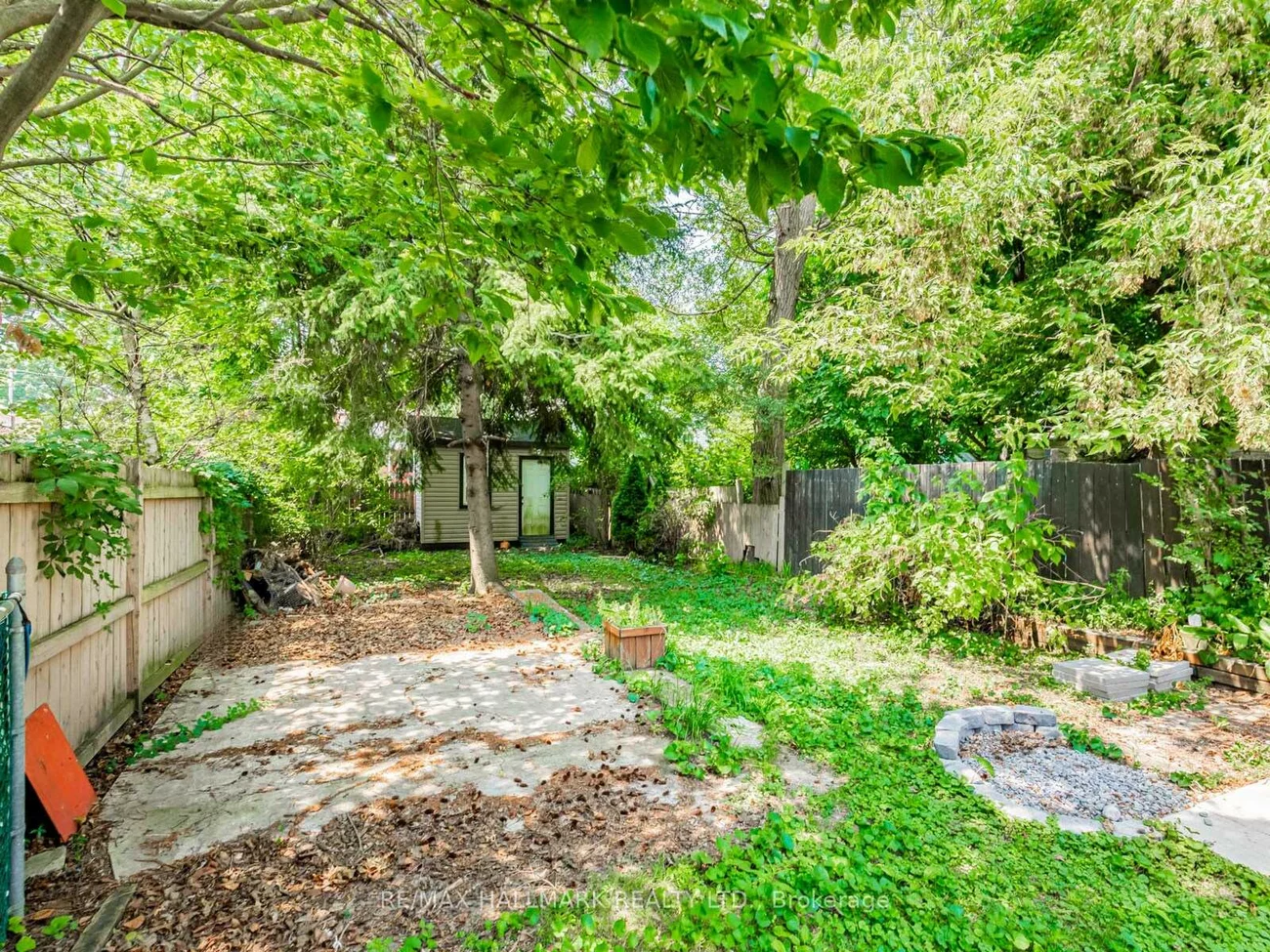 244, King Edward, Woodbine-Lumsden, Toronto