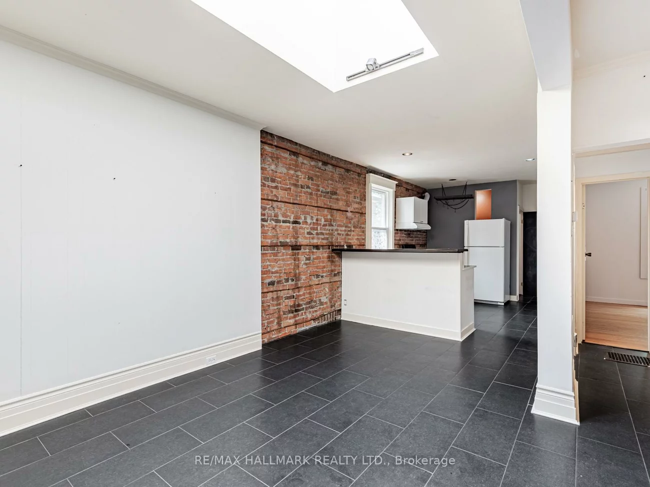244, King Edward, Woodbine-Lumsden, Toronto