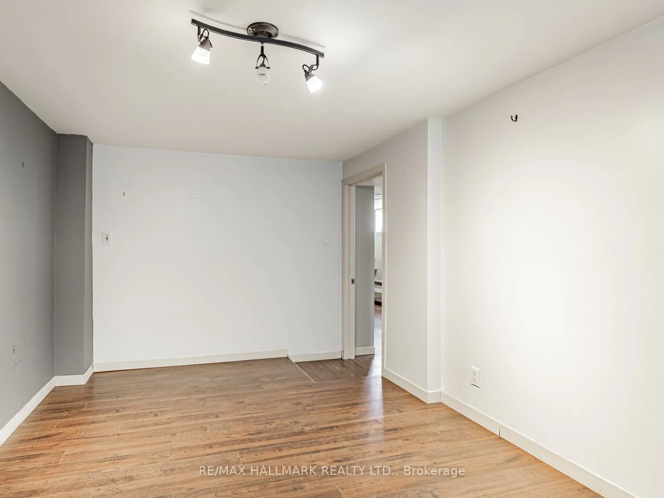 244, King Edward, Woodbine-Lumsden, Toronto