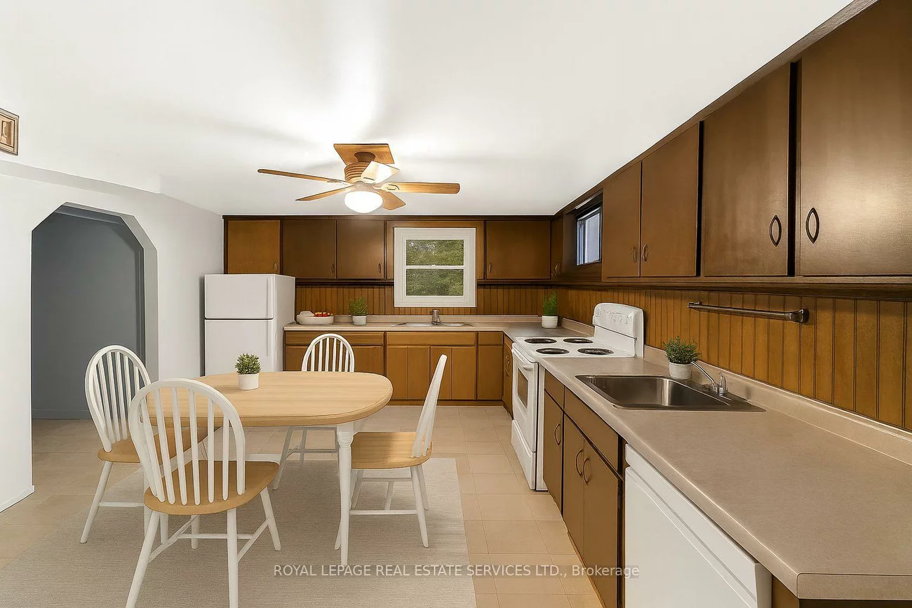 147, Poplar, West Hill, Toronto