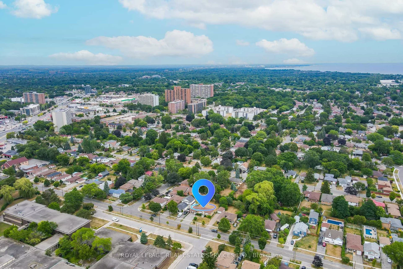147, Poplar, West Hill, Toronto