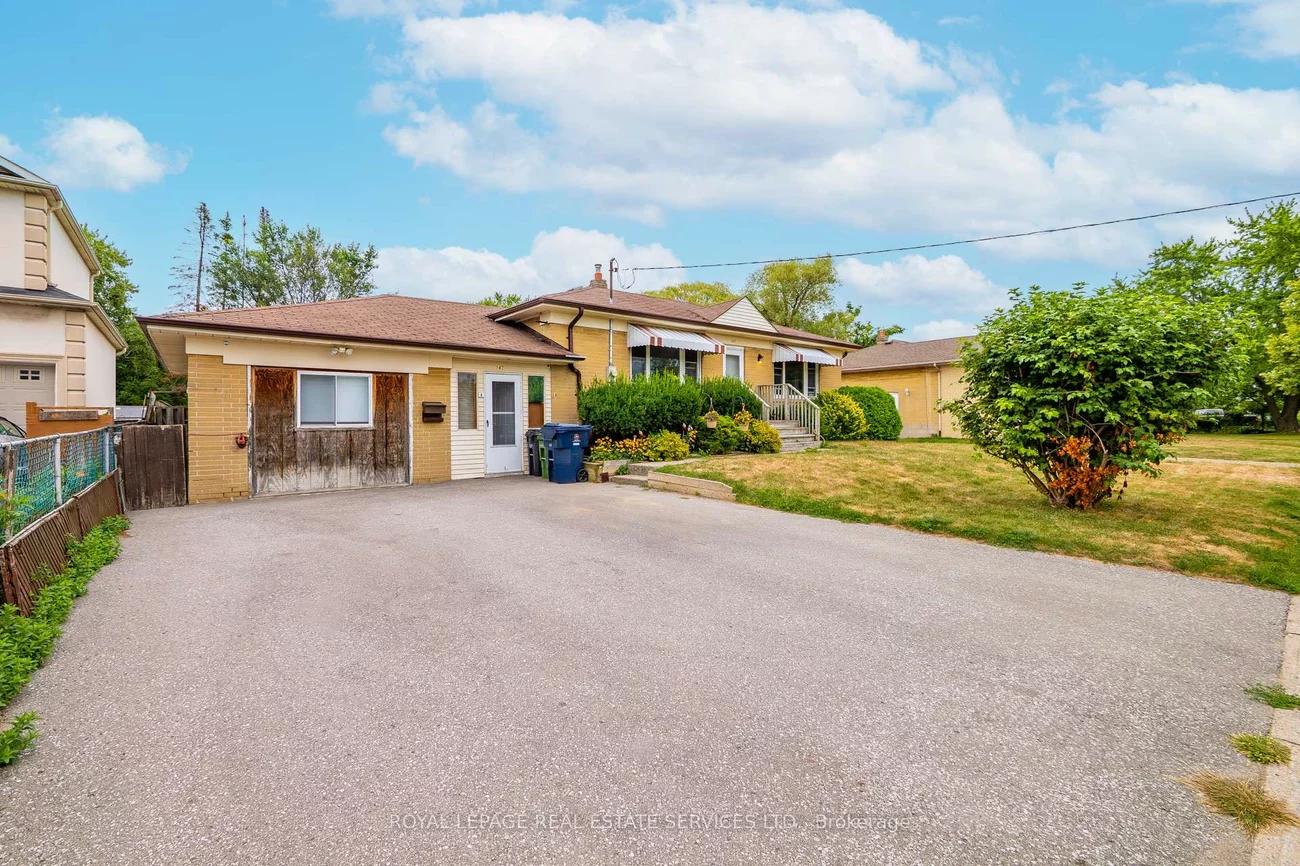 147, Poplar, West Hill, Toronto