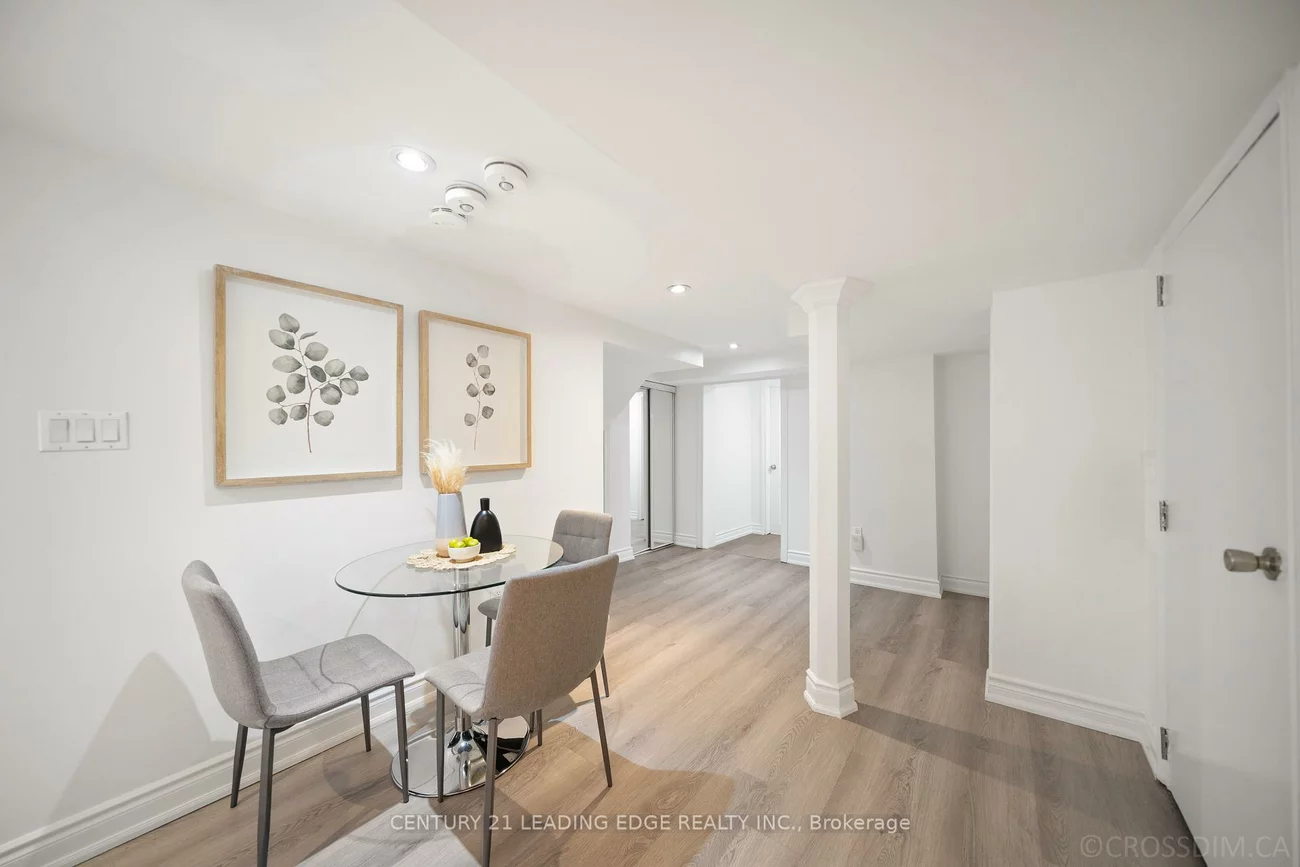 88, Canlish, Dorset Park, Toronto