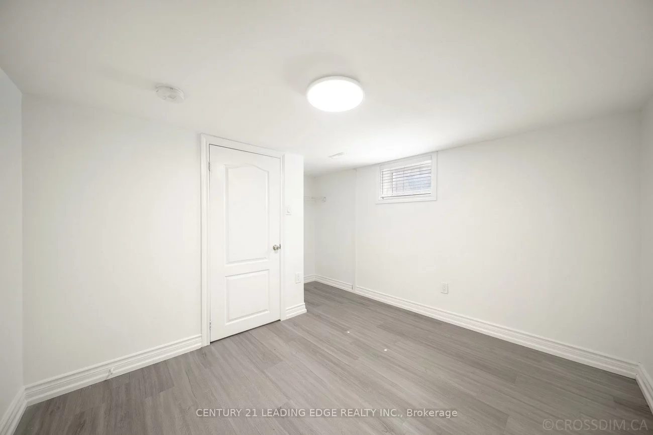 88, Canlish, Dorset Park, Toronto