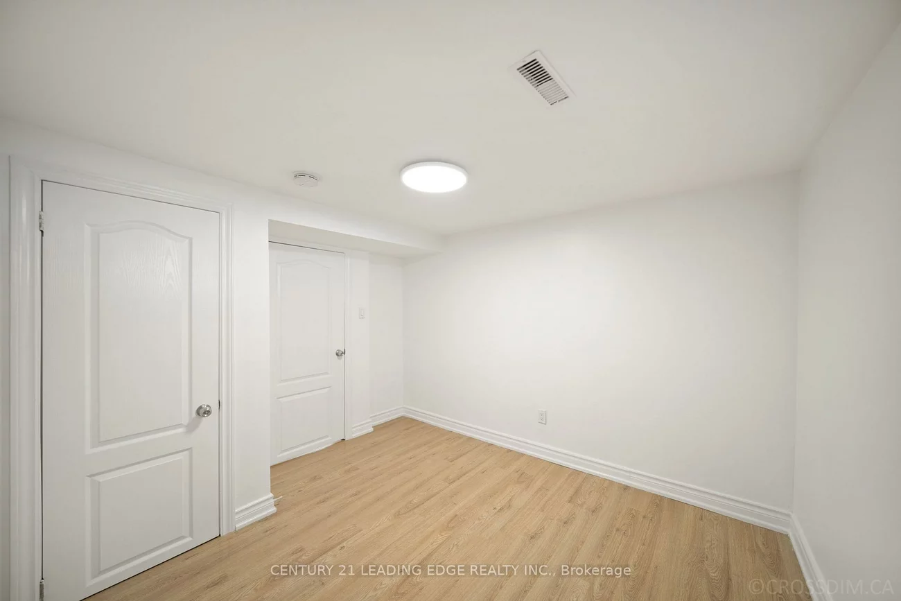 88, Canlish, Dorset Park, Toronto