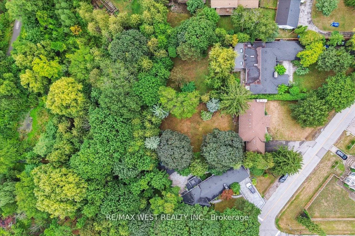 106, Cedar Brae, Eglinton East, Toronto