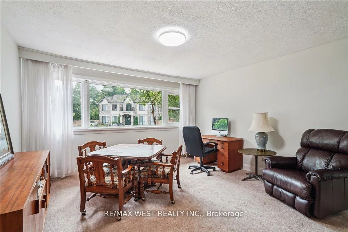 106, Cedar Brae, Eglinton East, Toronto