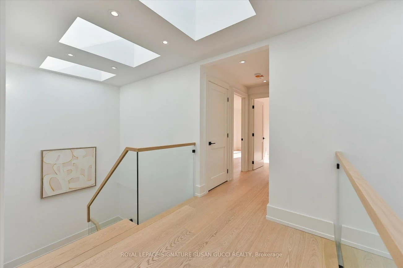 24, Elmsdale, East York, Toronto