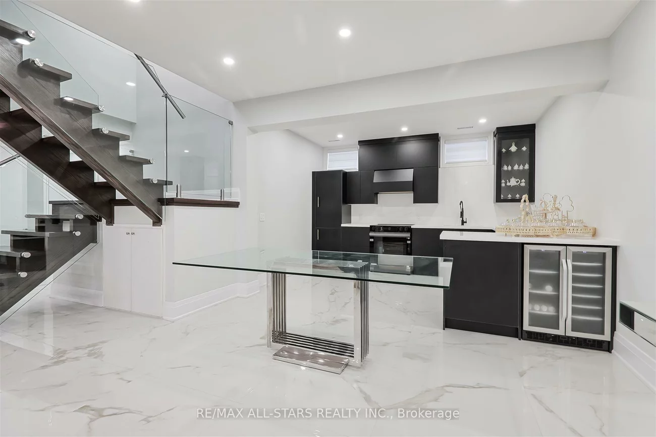50, Eastville, Cliffcrest, Toronto