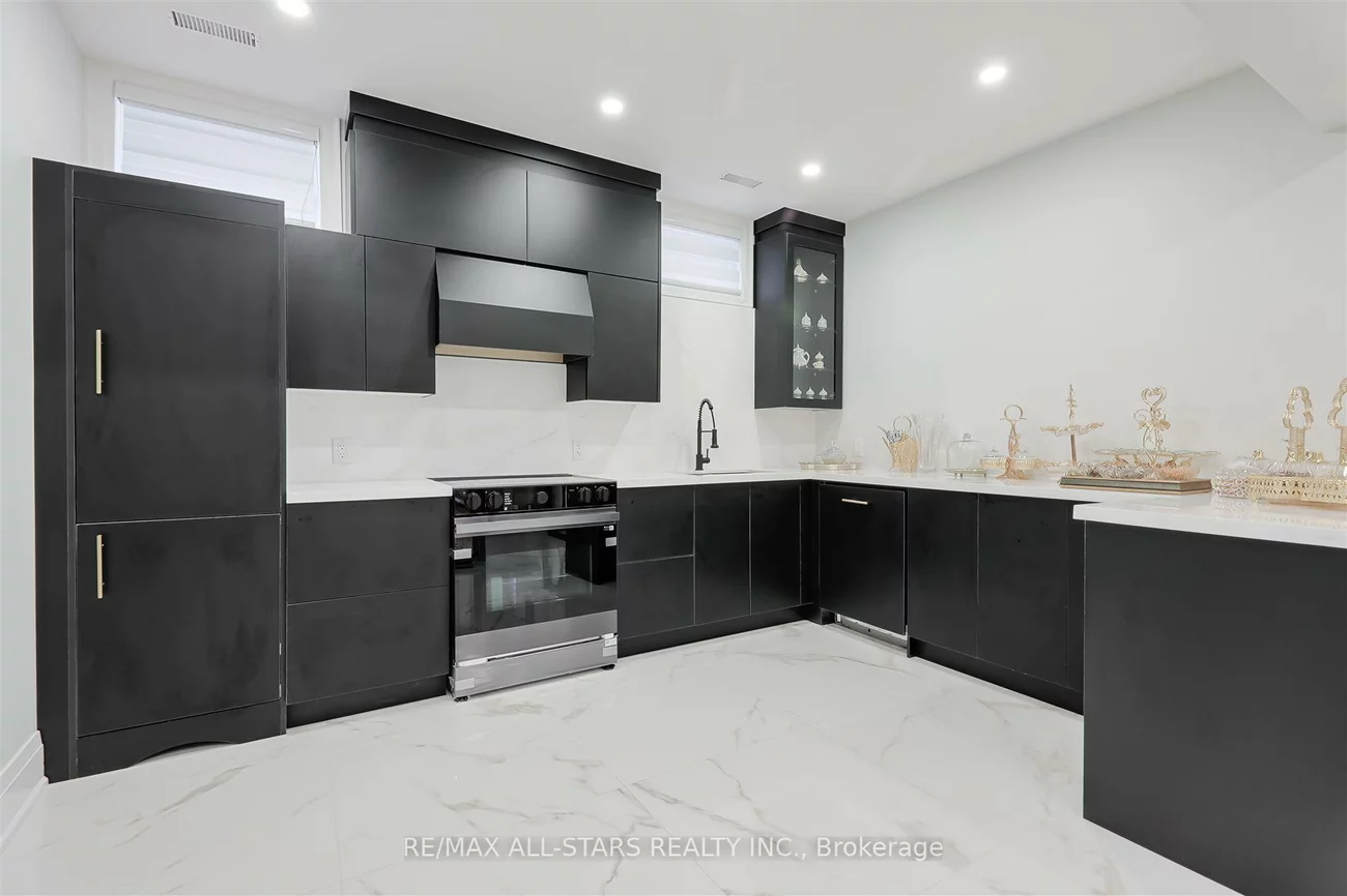 50, Eastville, Cliffcrest, Toronto