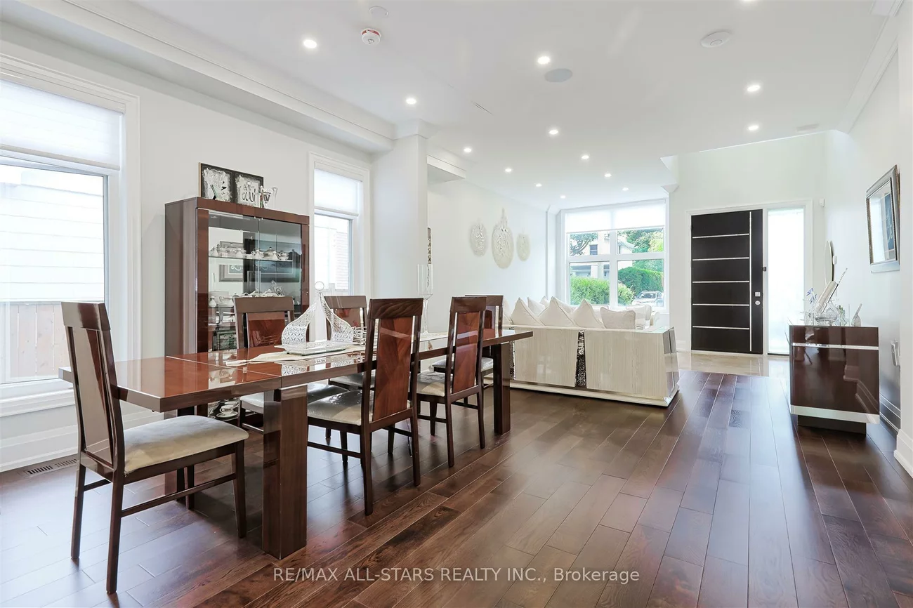 50, Eastville, Cliffcrest, Toronto