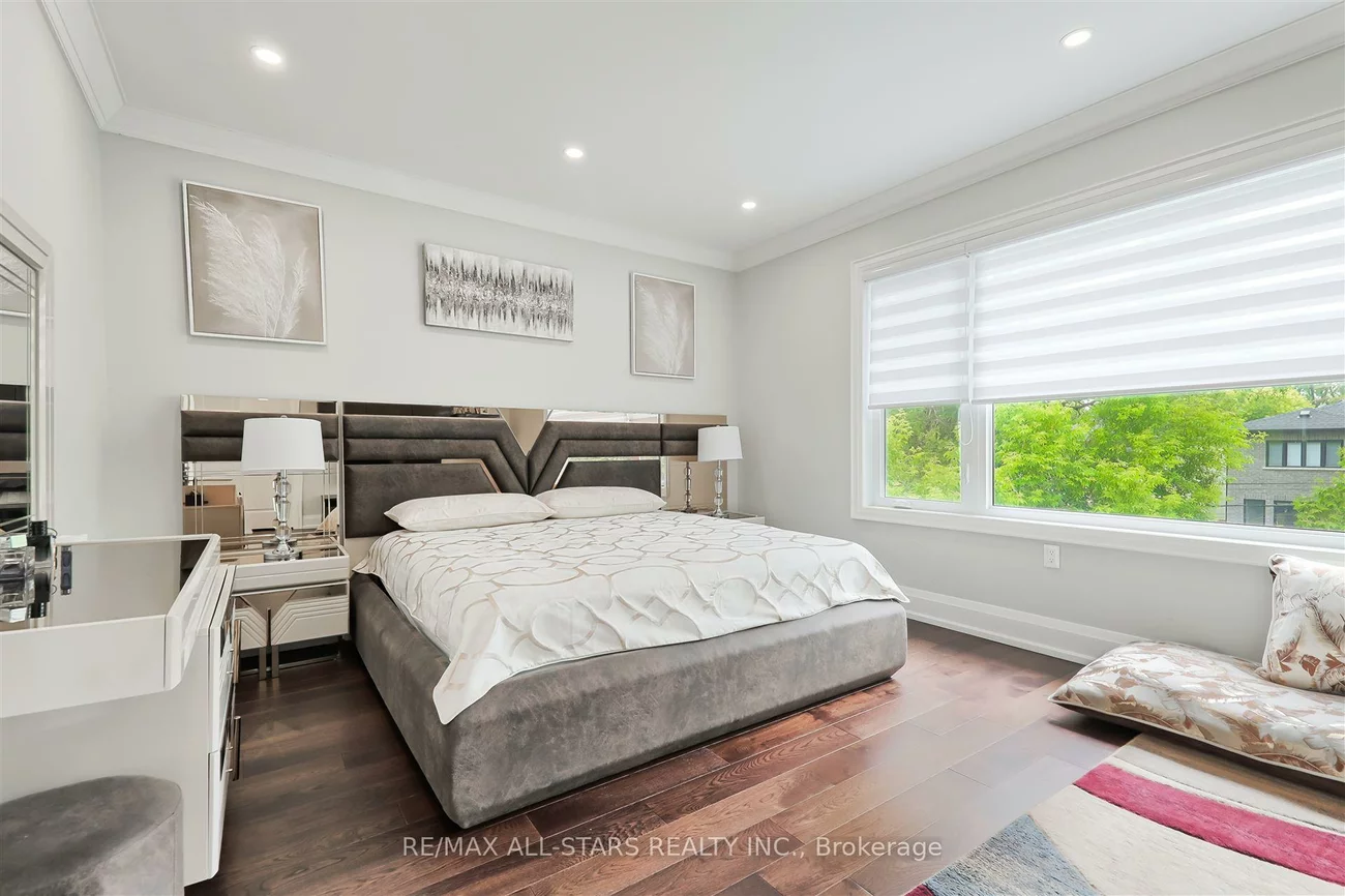 50, Eastville, Cliffcrest, Toronto