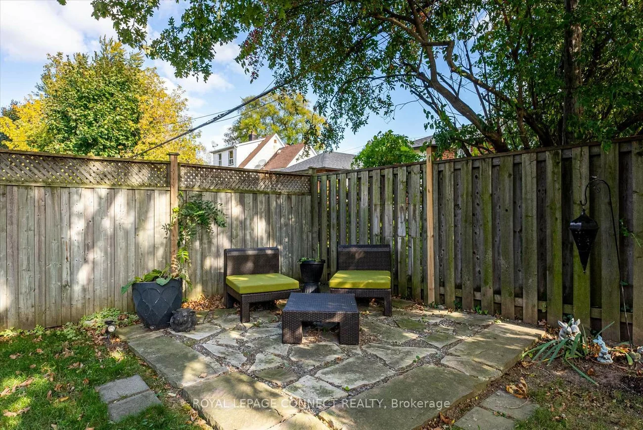 47, Brenda, Kennedy Park, Toronto