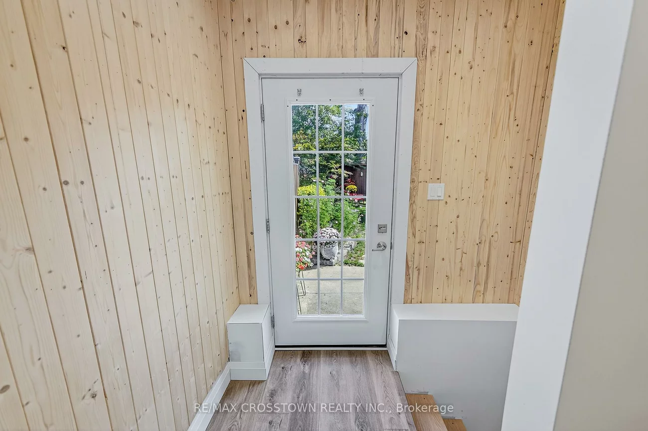 311, Chisholm, Woodbine-Lumsden, Toronto