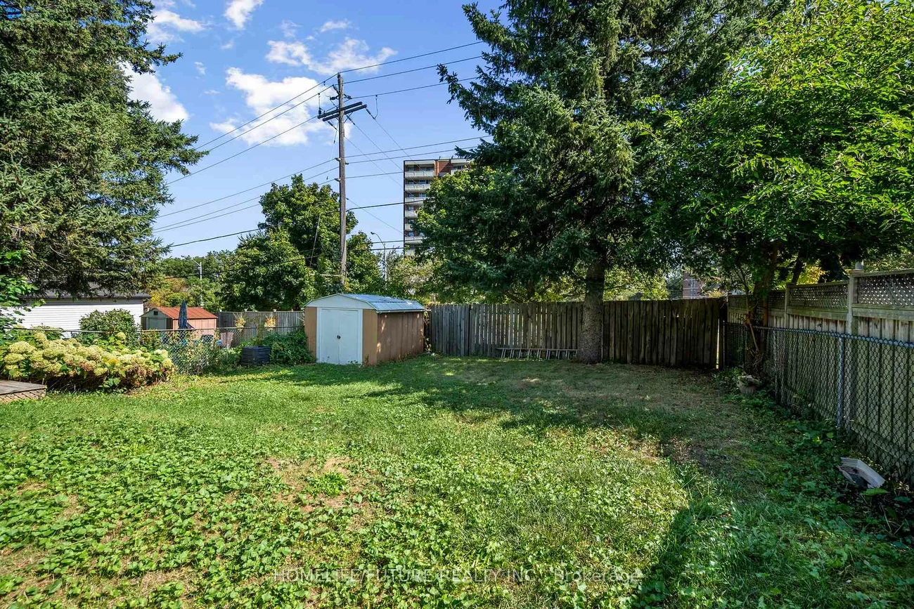 25, Peking, Woburn, Toronto