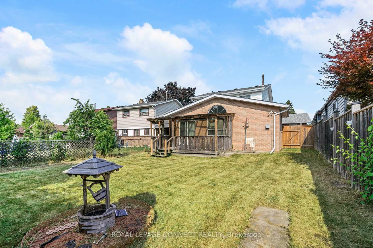 53, Snowball, Malvern, Toronto