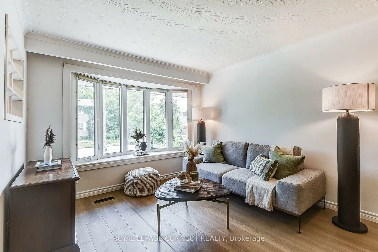 53, Glory, West Hill, Toronto