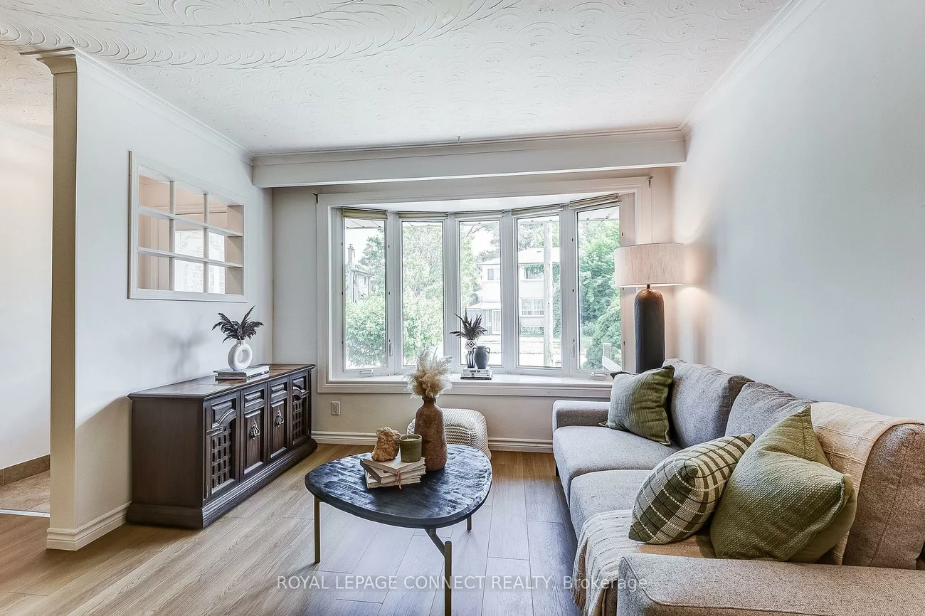 53, Glory, West Hill, Toronto