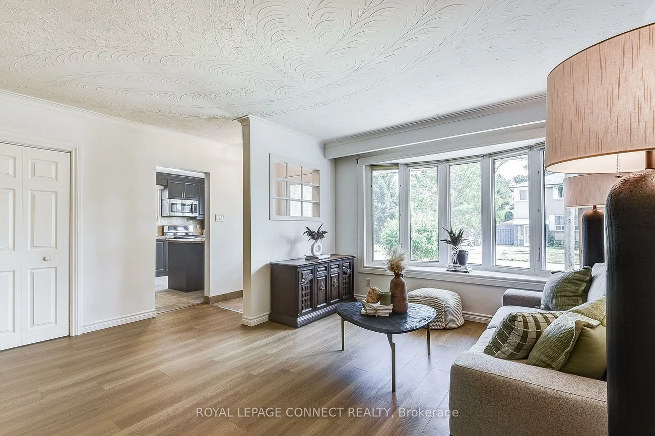 53, Glory, West Hill, Toronto