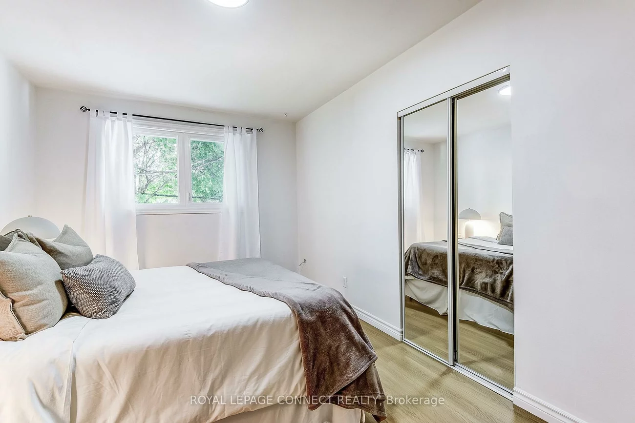 53, Glory, West Hill, Toronto