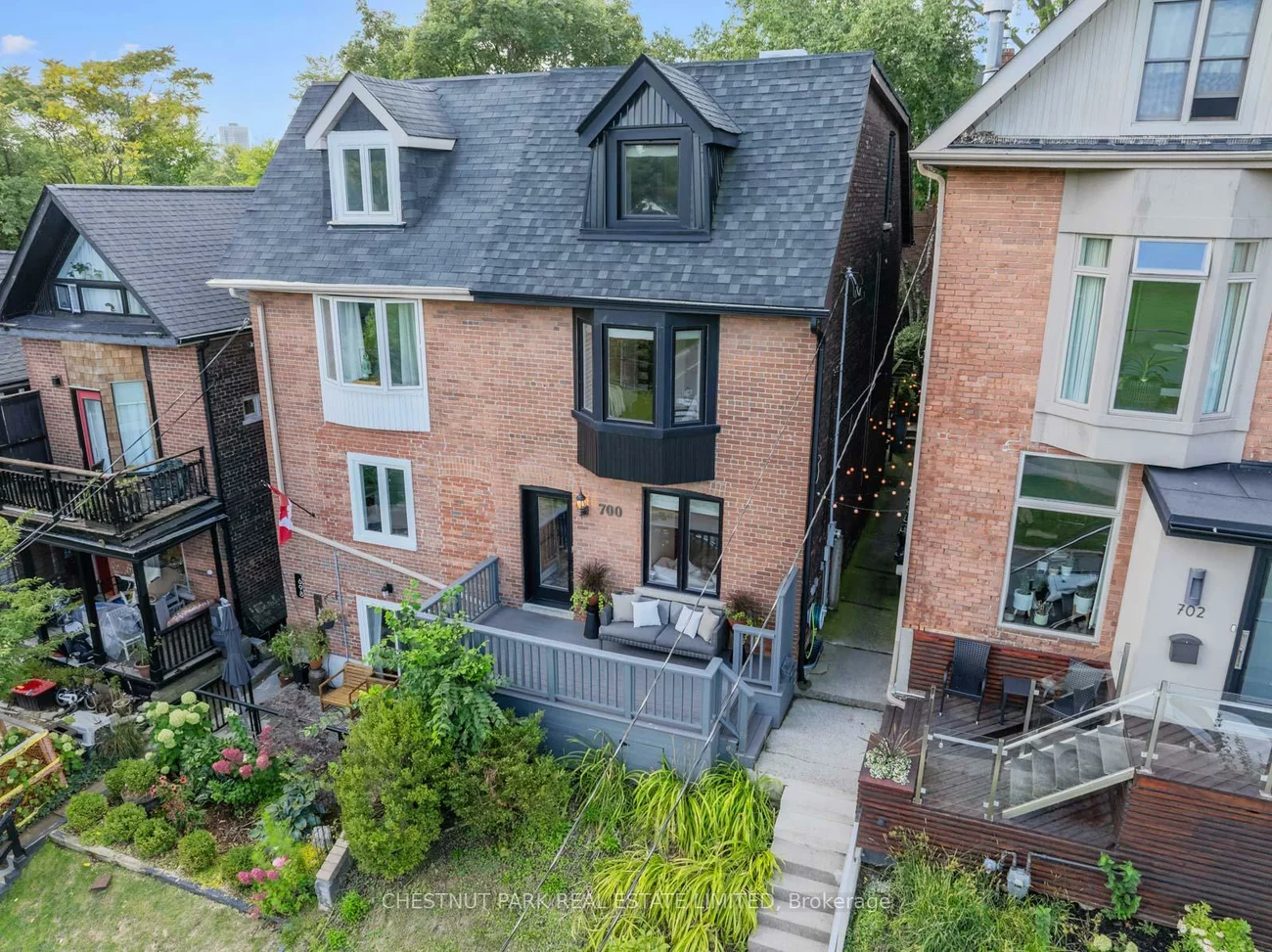 700, Logan, North Riverdale, Toronto