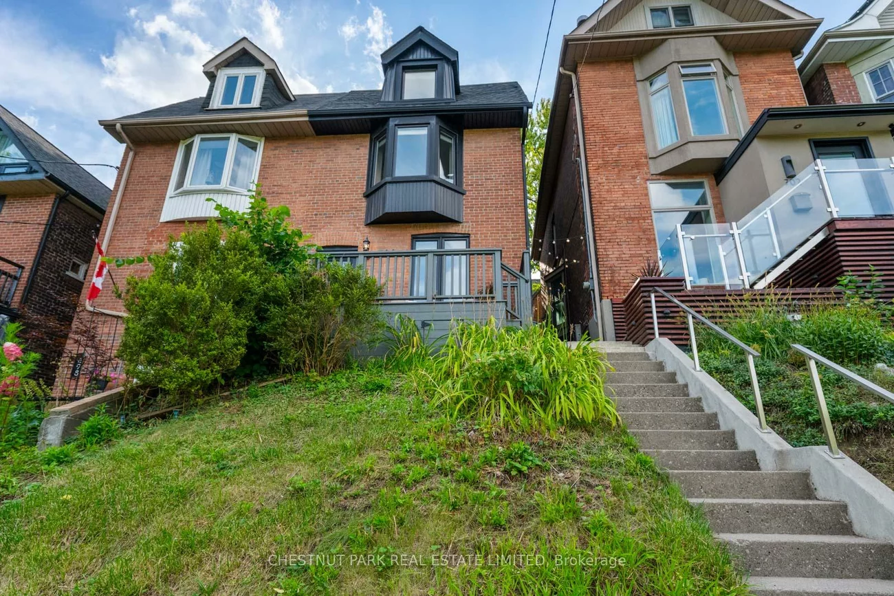 700, Logan, North Riverdale, Toronto