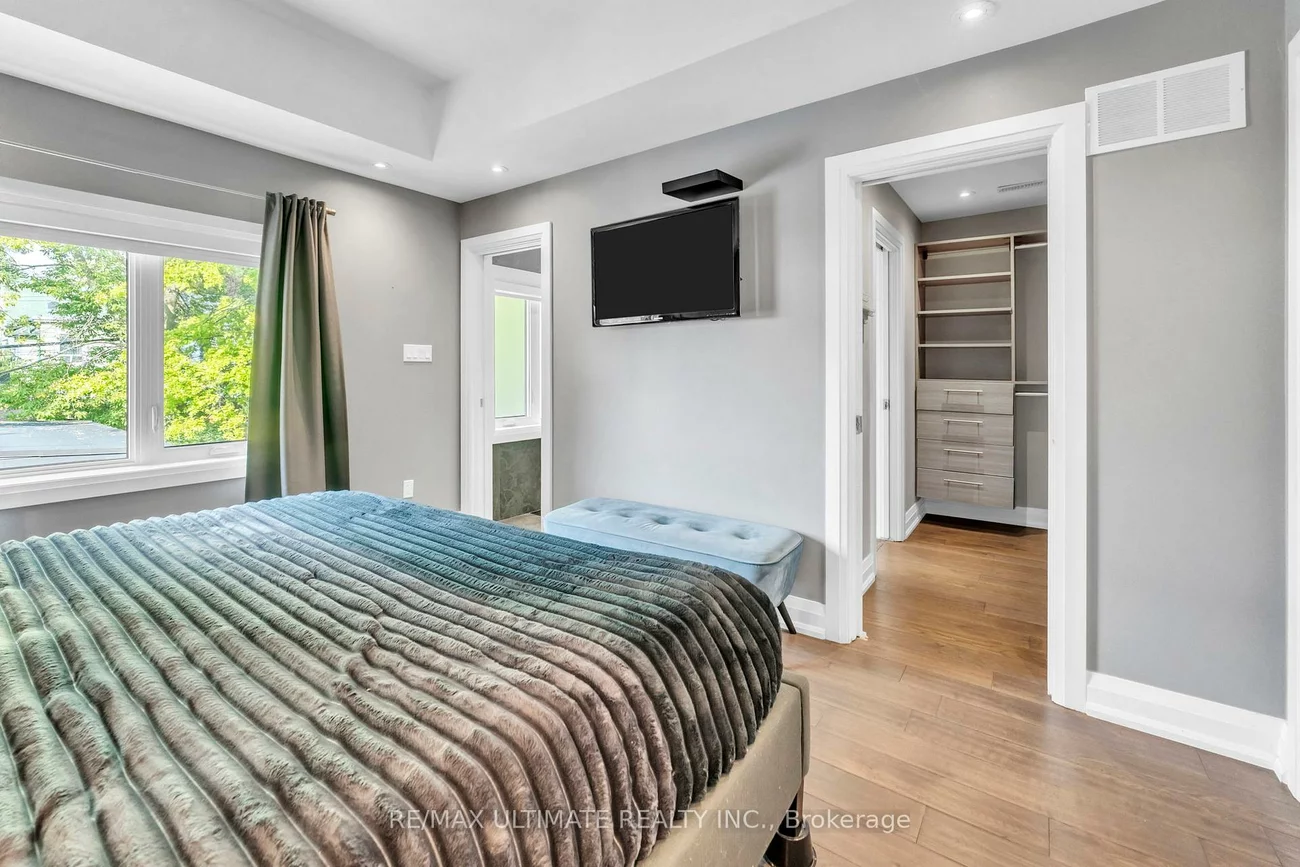 10, Oakdene, Danforth, Toronto