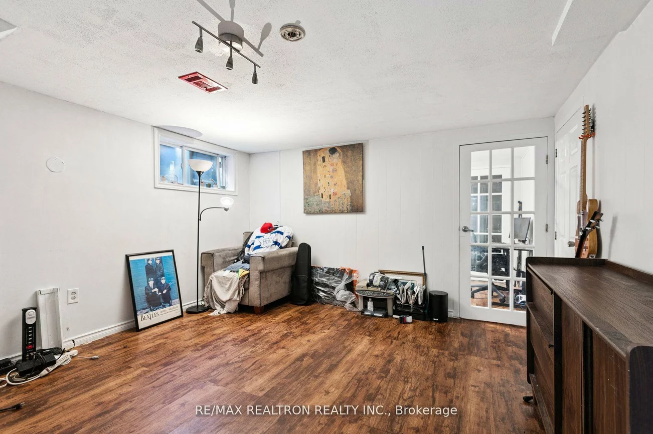 4423, Lawrence, West Hill, Toronto