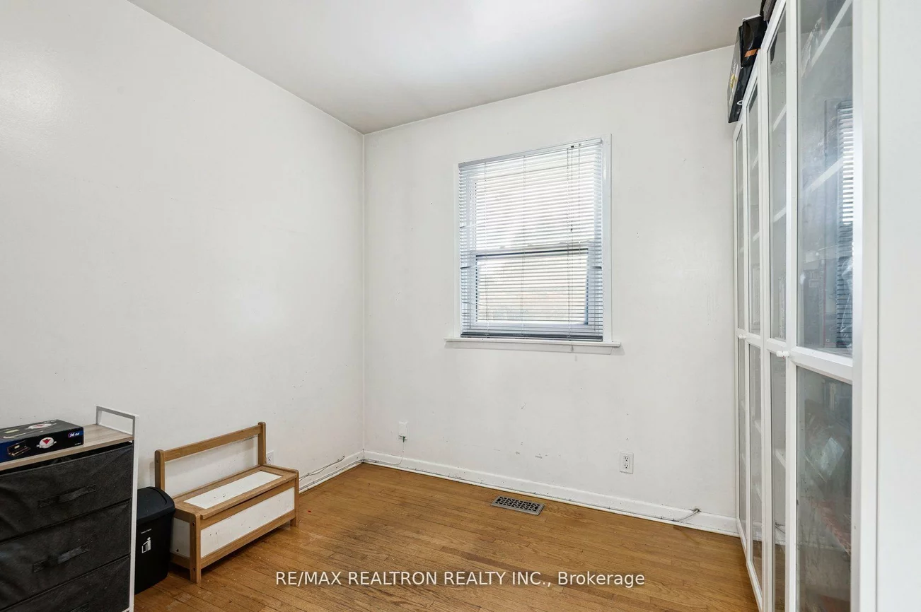 4423, Lawrence, West Hill, Toronto