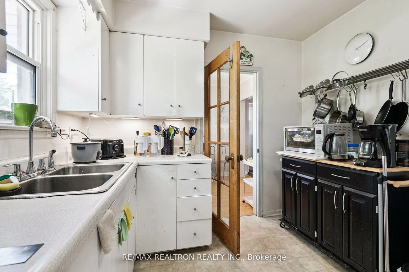 4423, Lawrence, West Hill, Toronto