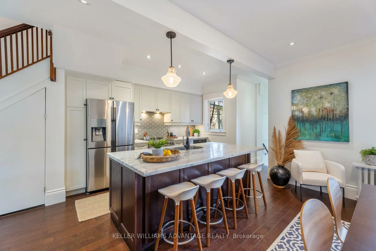 101, Dixon, The Beaches, Toronto