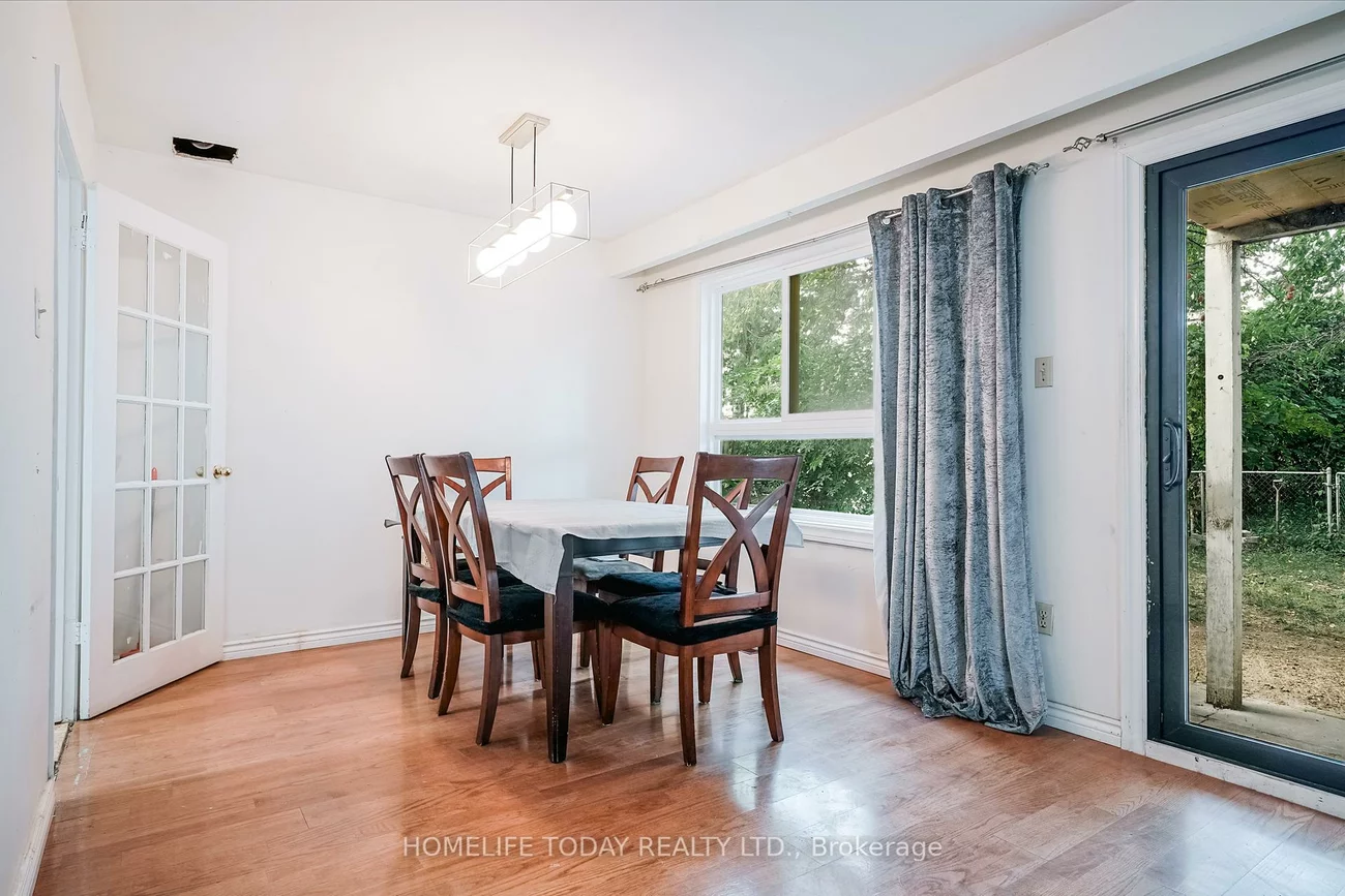 122, Valdor, Agincourt North, Toronto