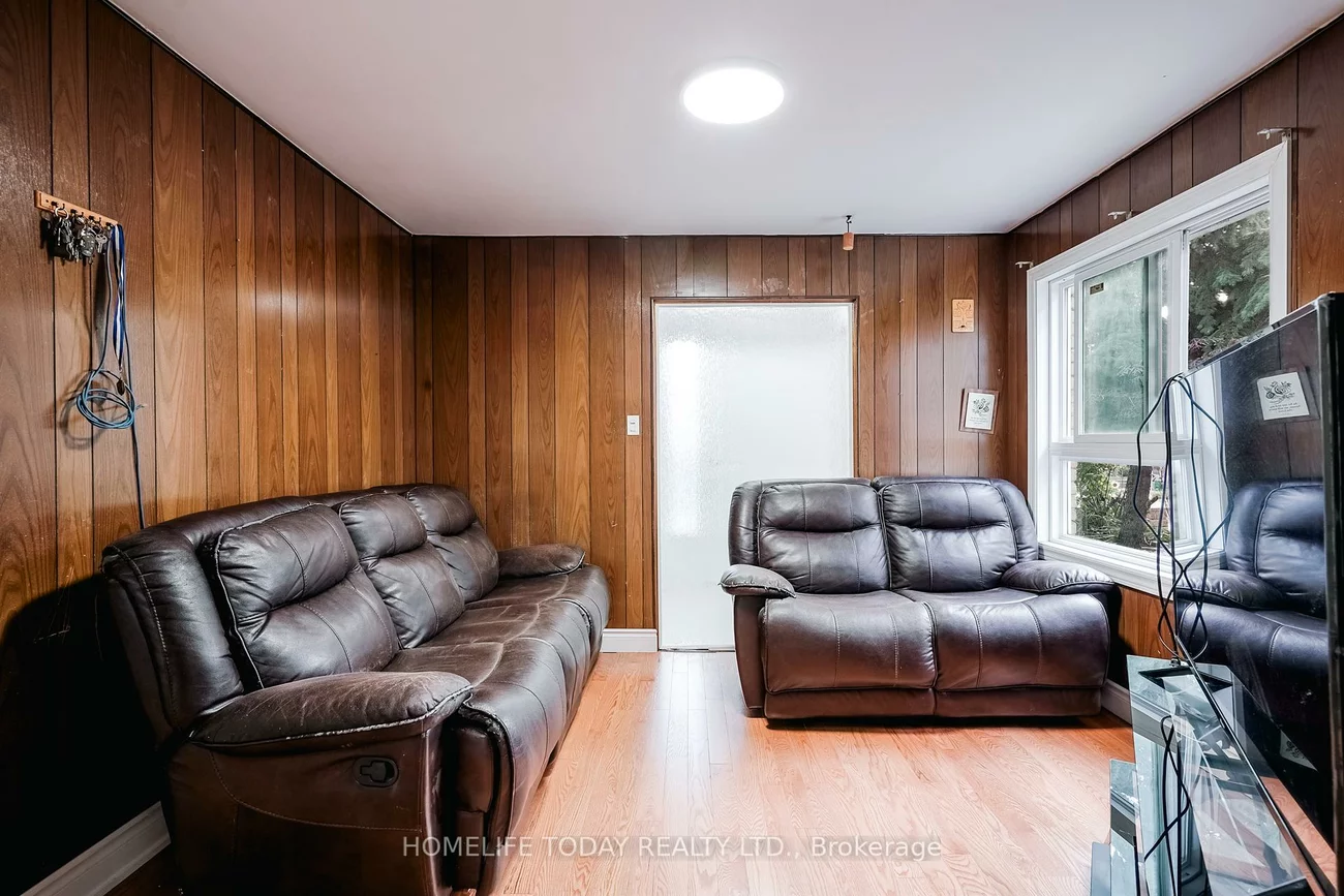 122, Valdor, Agincourt North, Toronto