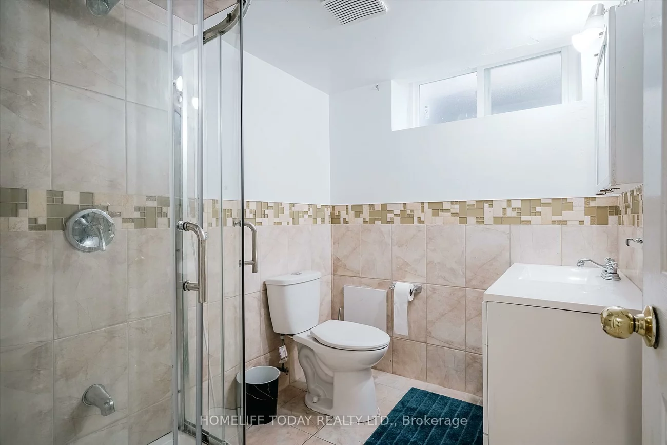 122, Valdor, Agincourt North, Toronto