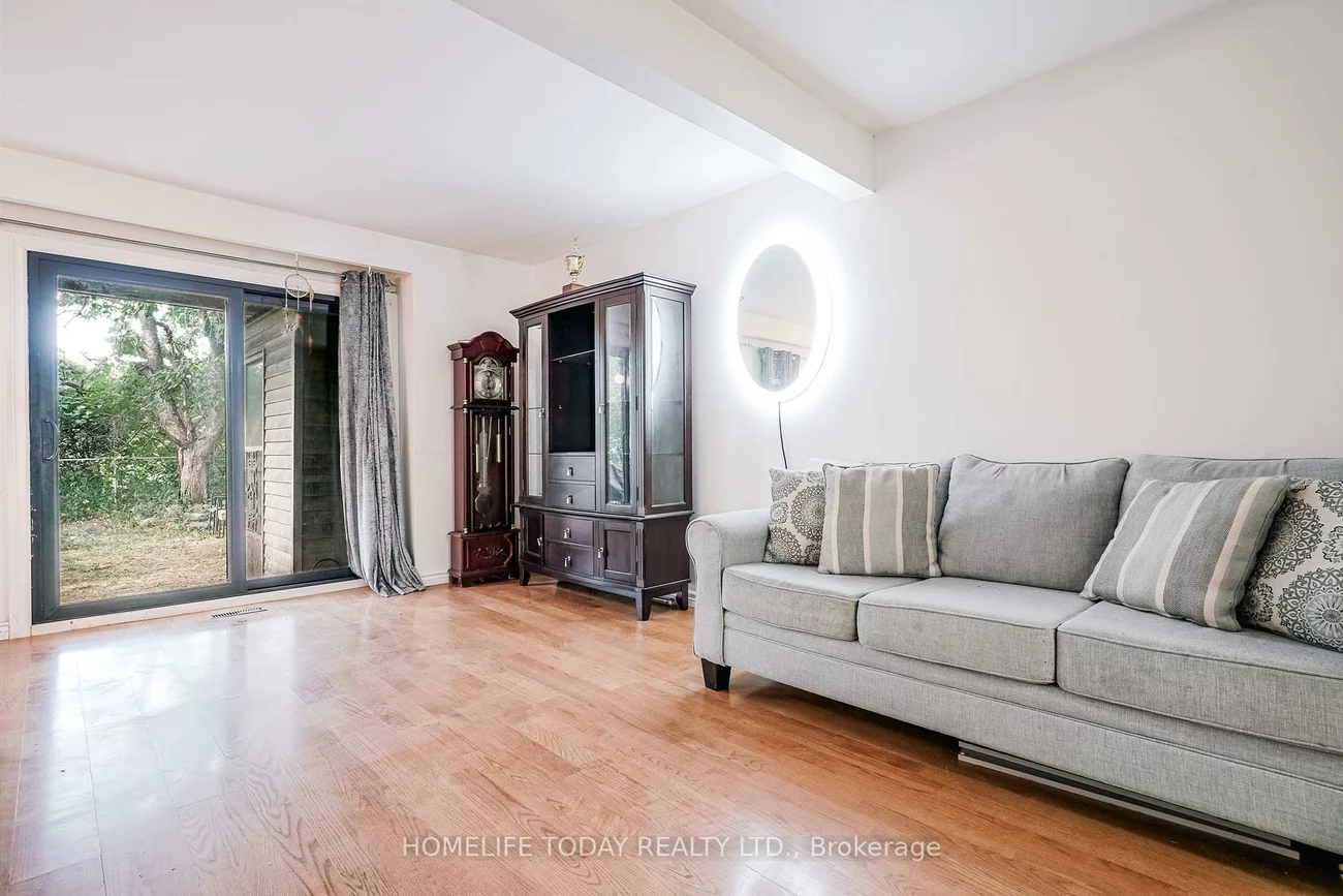 122, Valdor, Agincourt North, Toronto