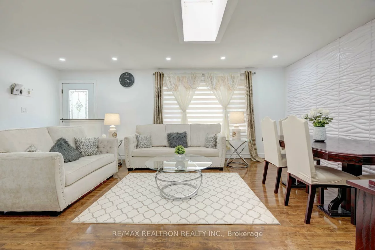 3853, Finch, L'Amoreaux, Toronto
