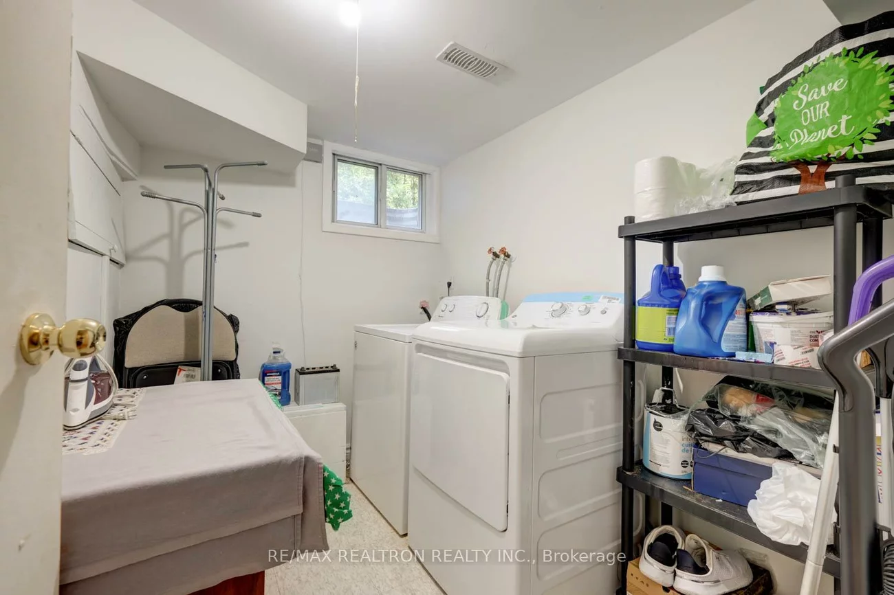 3853, Finch, L'Amoreaux, Toronto