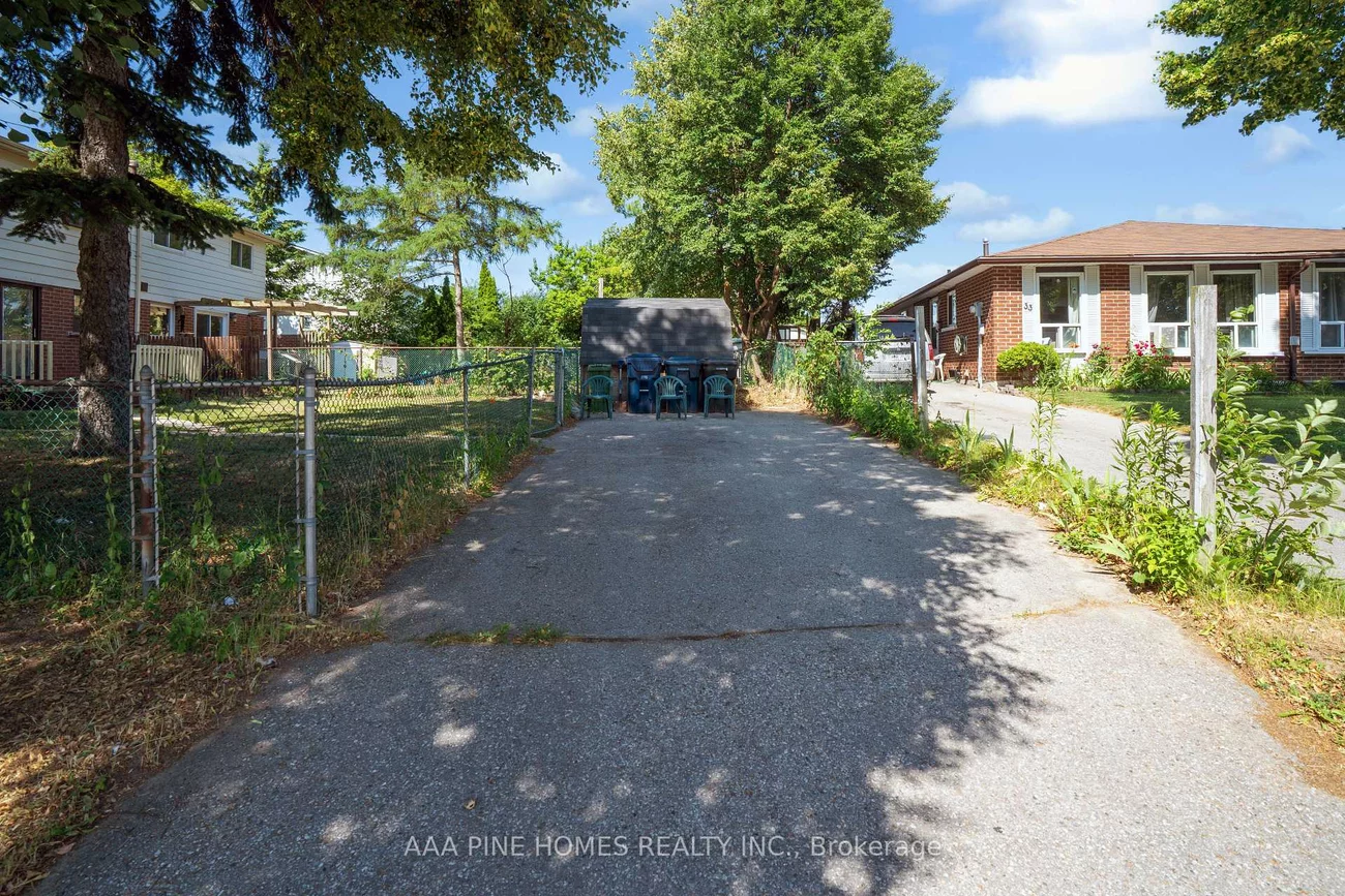 59, Burkwood, Malvern, Toronto