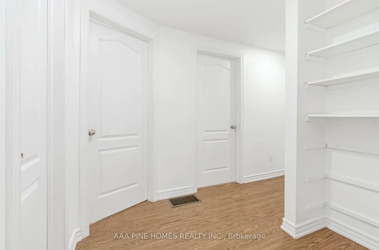 59, Burkwood, Malvern, Toronto