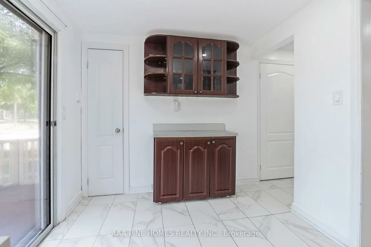 59, Burkwood, Malvern, Toronto