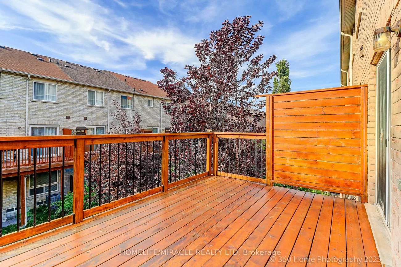 113, Wilkes, Clairlea-Birchmount, Toronto