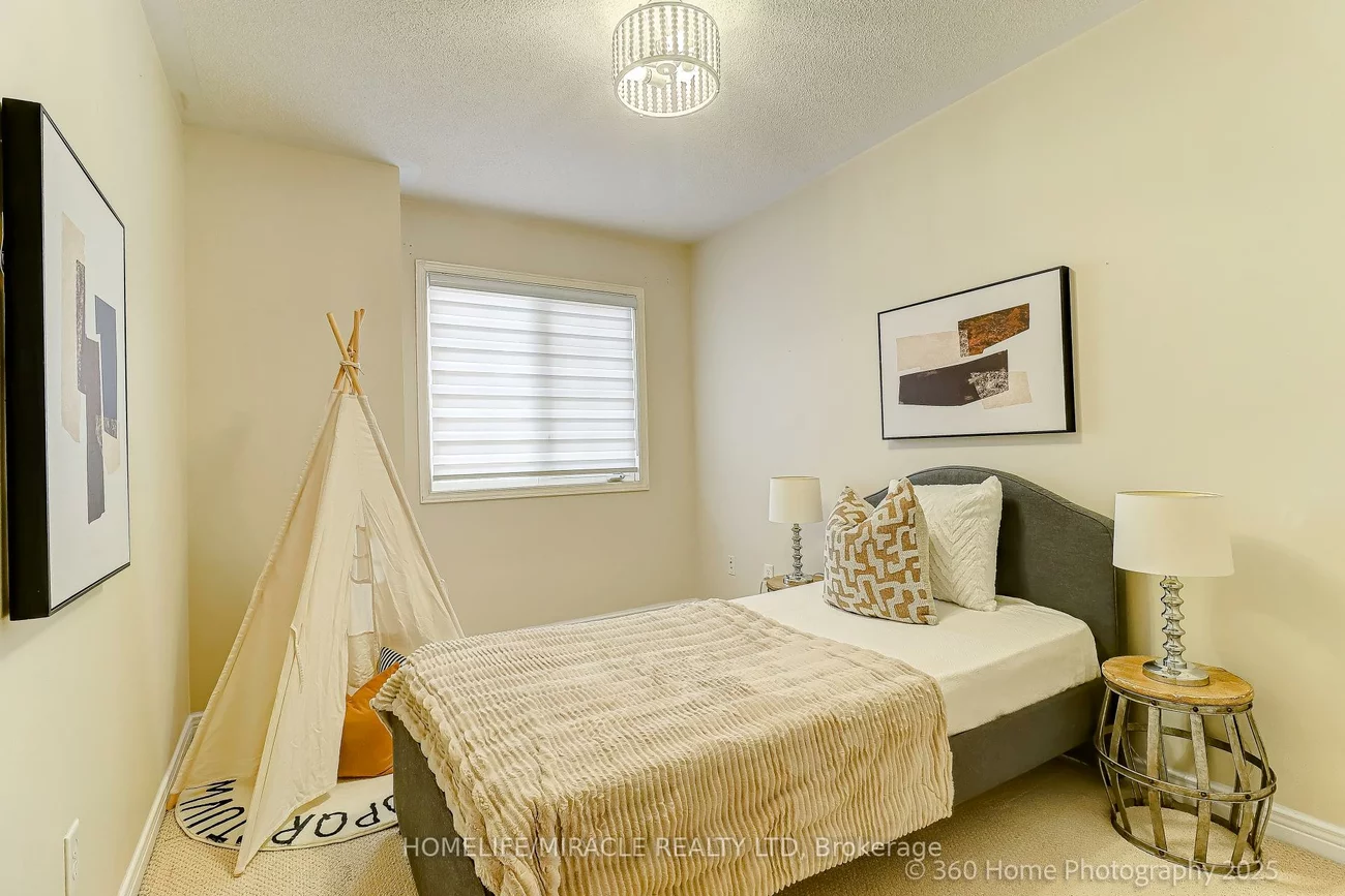 113, Wilkes, Clairlea-Birchmount, Toronto