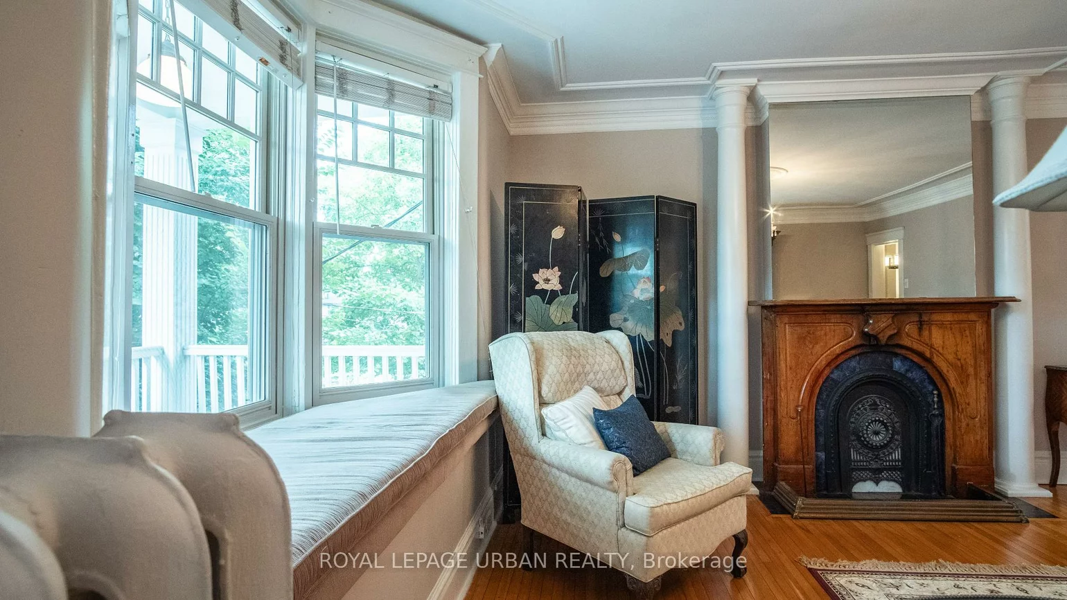 64, Brooklyn, South Riverdale, Toronto