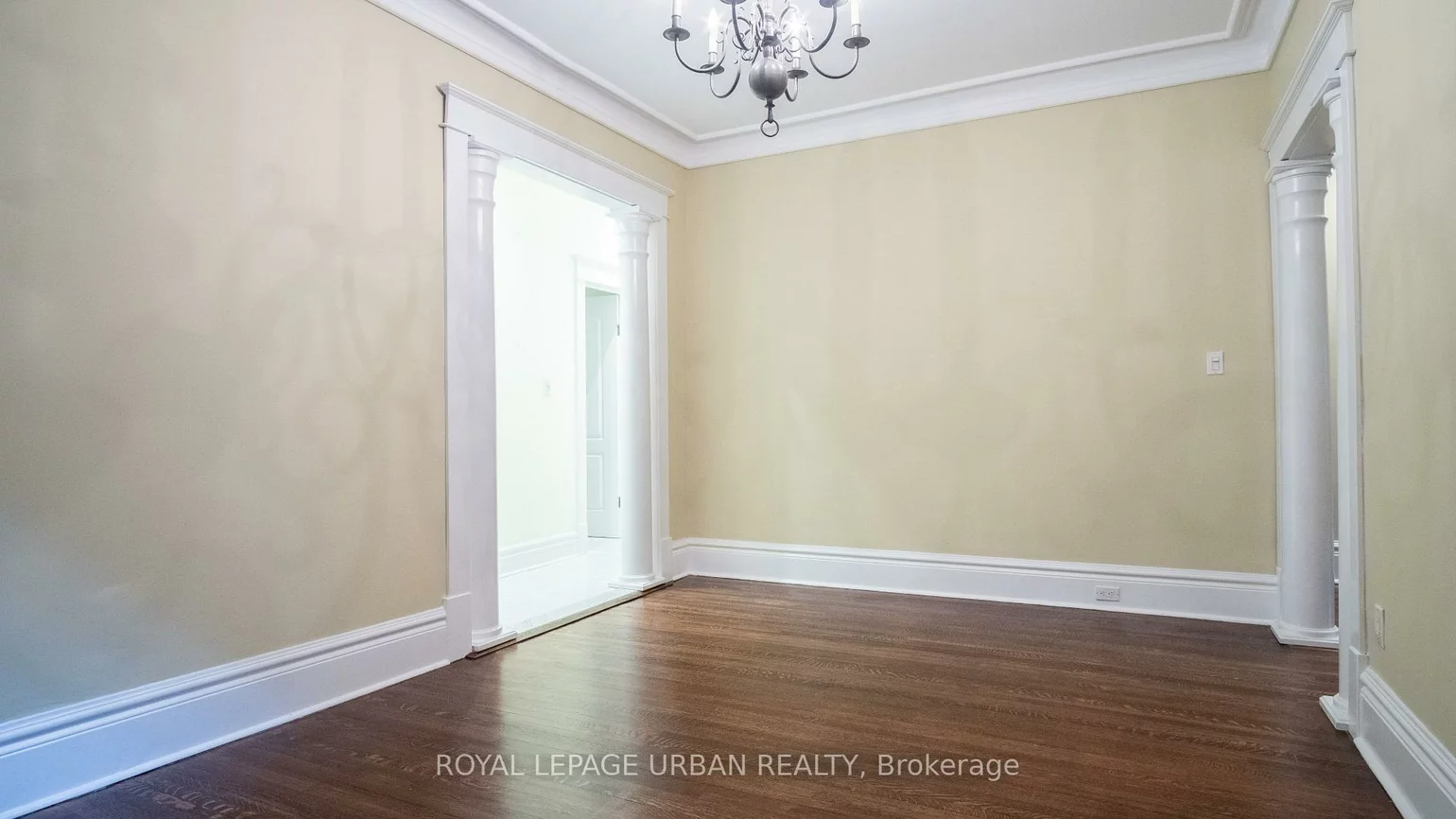 64, Brooklyn, South Riverdale, Toronto