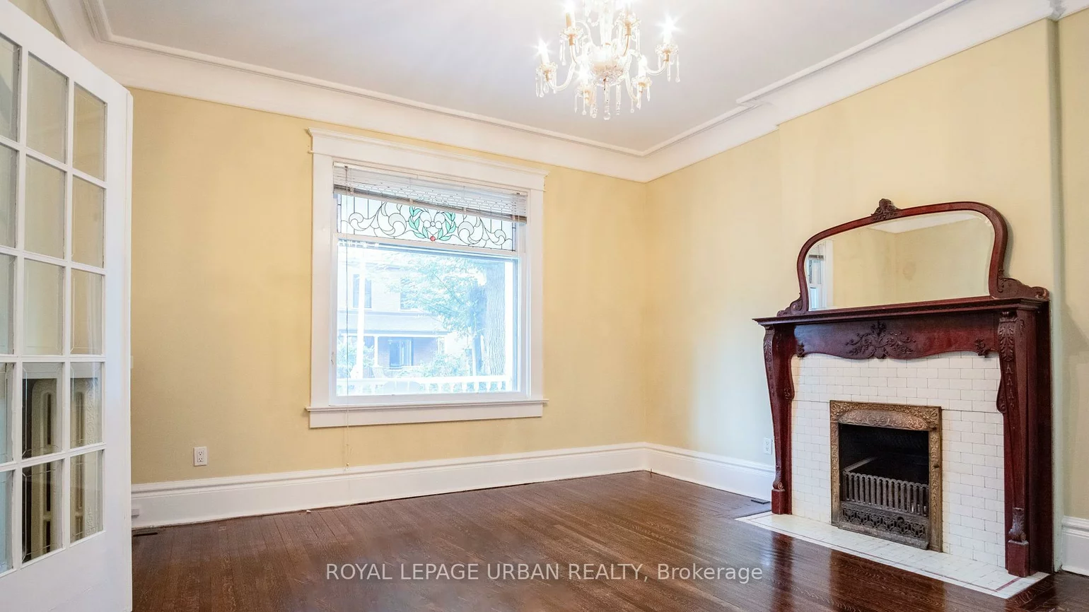 64, Brooklyn, South Riverdale, Toronto