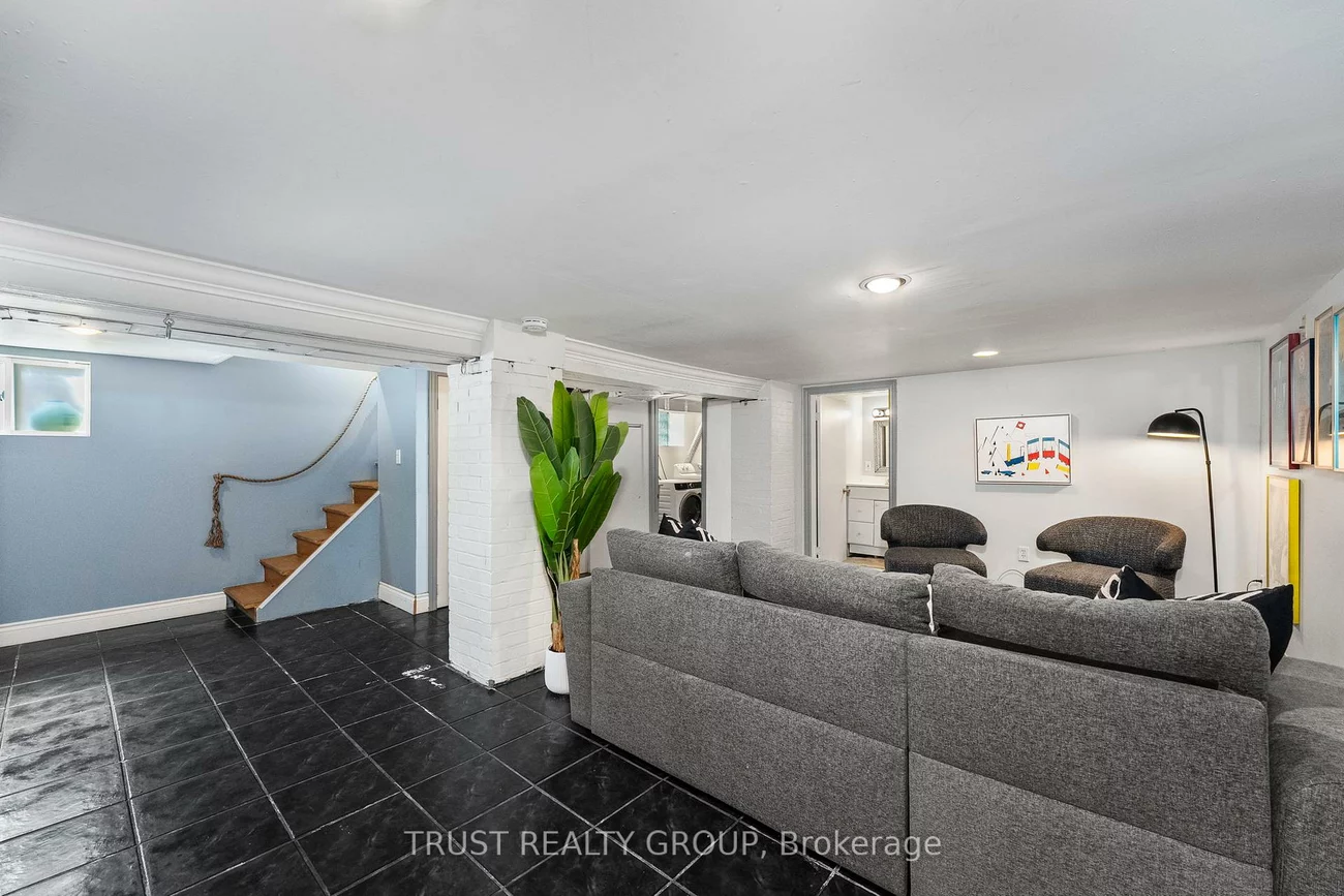 206, Woodmount, Danforth Village-East York, Toronto